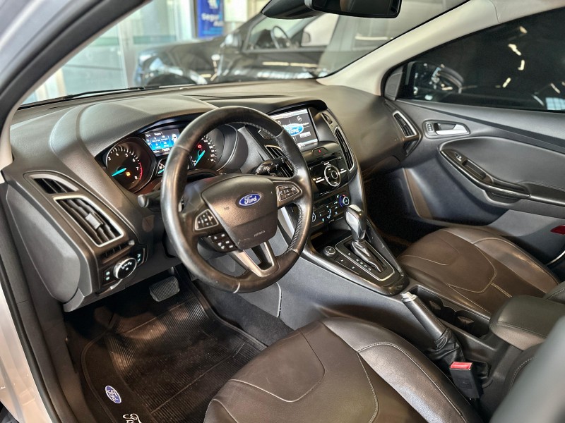 FOCUS 2.0 TITANIUM PLUS HATCH 16V FLEX 4P AUTO - 2016 - CAXIAS DO SUL