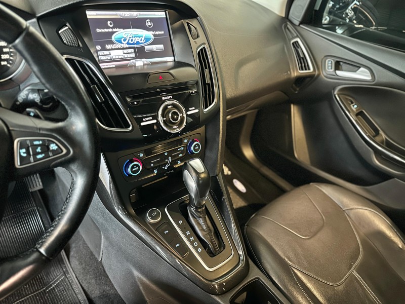 FOCUS 2.0 TITANIUM PLUS HATCH 16V FLEX 4P AUTO - 2016 - CAXIAS DO SUL