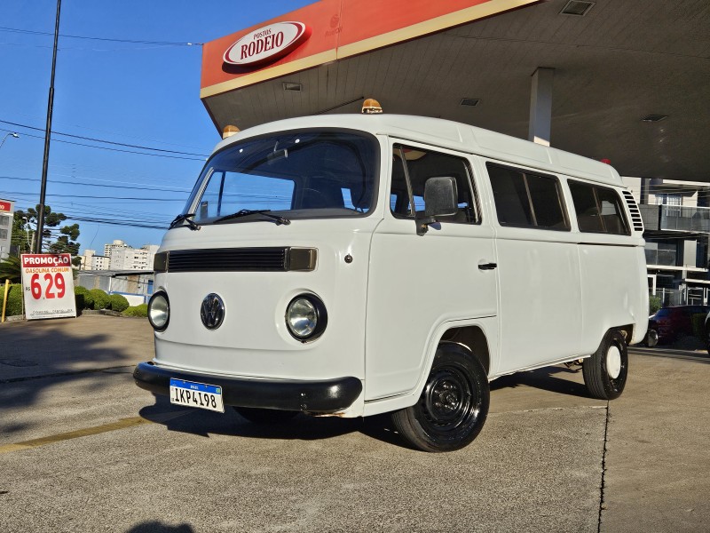kombi 1.6 mi std lotacao 8v gasolina 3p manual 2002 caxias do sul