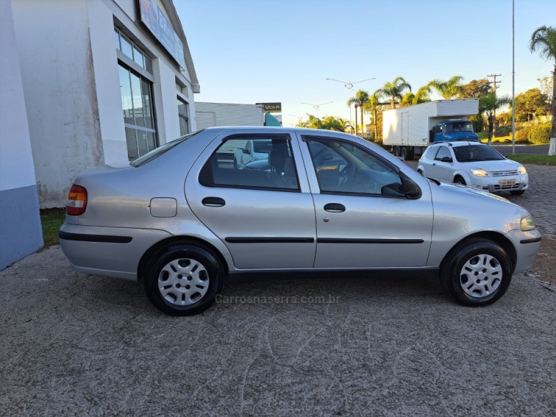 SIENA 1.0 MPI ELX 8V GASOLINA 4P MANUAL - 2004 - VERANóPOLIS