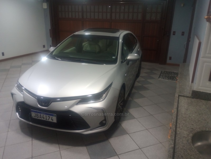 COROLLA 1.8 ALTIS PREMIUM 16V HÍBRIDO 4P AUTOMÁTICO