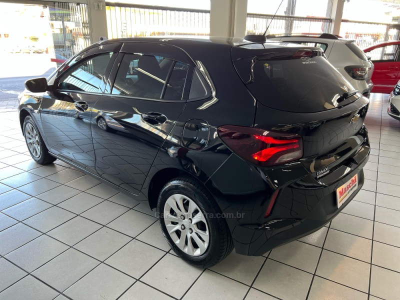ONIX 1.0 LT 12V FLEX 4P MANUAL - 2020 - CAXIAS DO SUL