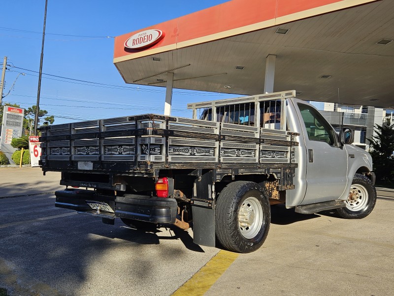 F-250 4.2 XL 4X4 CS DIESEL MANUAL 2P - 2004 - CAXIAS DO SUL