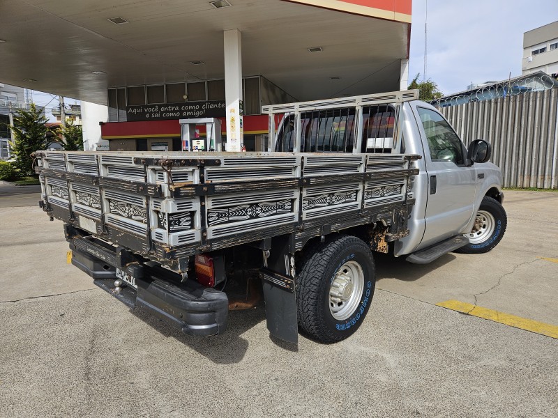 F-250 4.2 XL 4X2 CS TURBO INTERCOOLER DIESEL 2P MANUAL - 2004 - CAXIAS DO SUL