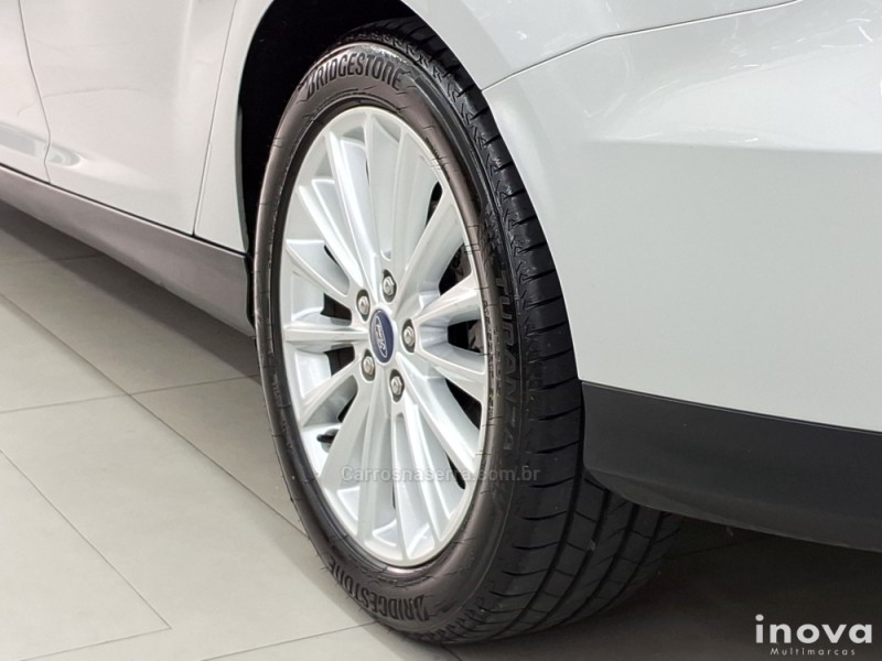 FOCUS 2.0 TITANIUM FASTBACK 16V FLEX 4P AUTOMÁTICO - 2016 - NOVO HAMBURGO