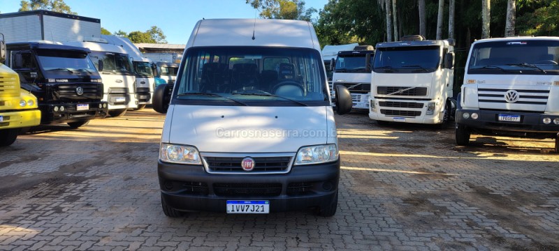 DUCATO 2.3 MINIBUS TETO ALTO 8V TURBO DIESEL 3P MANUAL - 2014 - PORTãO