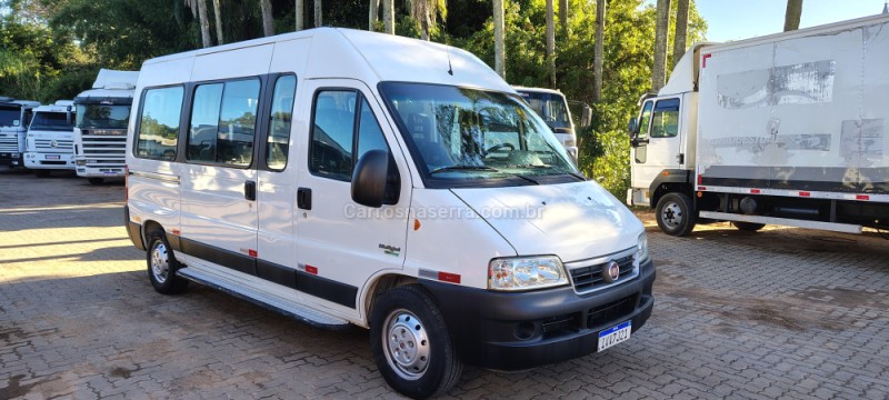 DUCATO 2.3 MINIBUS TETO ALTO 8V TURBO DIESEL 3P MANUAL - 2014 - PORTãO