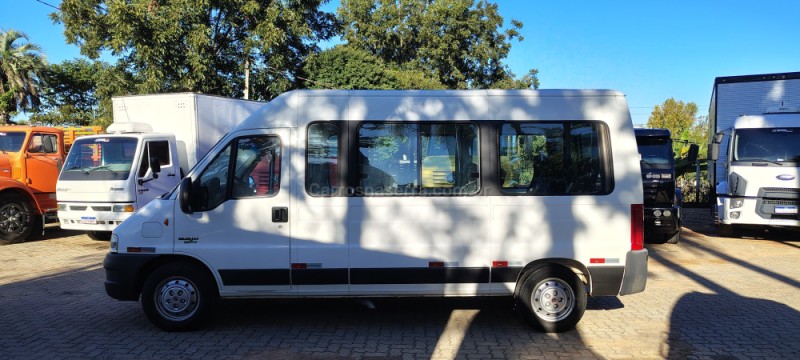 DUCATO 2.3 MINIBUS TETO ALTO 8V TURBO DIESEL 3P MANUAL - 2014 - PORTãO