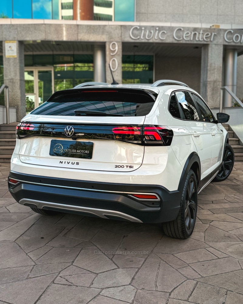 NIVUS 1.0 200 TSI HIGHLINE LAUNCHING EDITION TOTAL FLEX 4P AUTOMÁTICO - 2023 - NOVO HAMBURGO