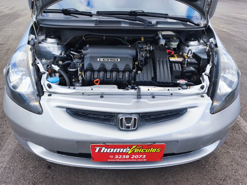 FIT 1.4 LXL 8V GASOLINA 4P MANUAL - 2006 - CAXIAS DO SUL