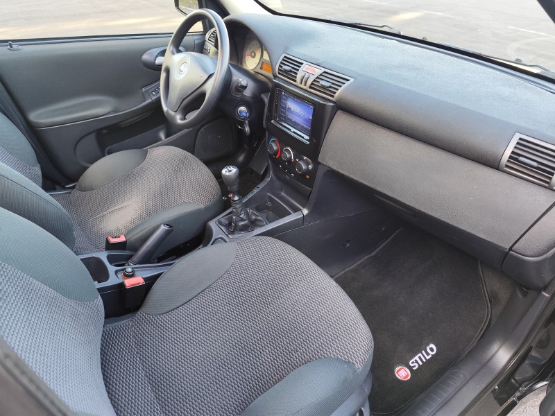 STILO 1.8 MPI 16V GASOLINA 4P MANUAL - 2006 - CAXIAS DO SUL