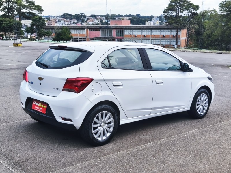 ONIX 1.4 MPFI LTZ 8V FLEX 4P MANUAL - 2018 - CAXIAS DO SUL
