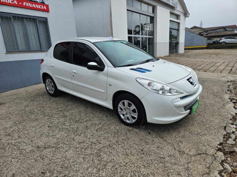 207 1.4 XR SPORT 8V FLEX 4P MANUAL - 2013 - VERANóPOLIS