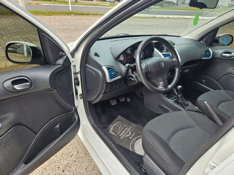 207 1.4 XR SPORT 8V FLEX 4P MANUAL - 2013 - VERANóPOLIS