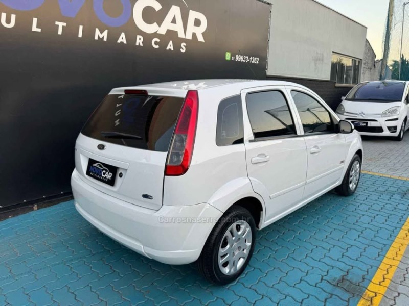 FIESTA 1.0 MPI FIRST HATCH 8V FLEX 4P MANUAL - 2014 - ESTâNCIA VELHA