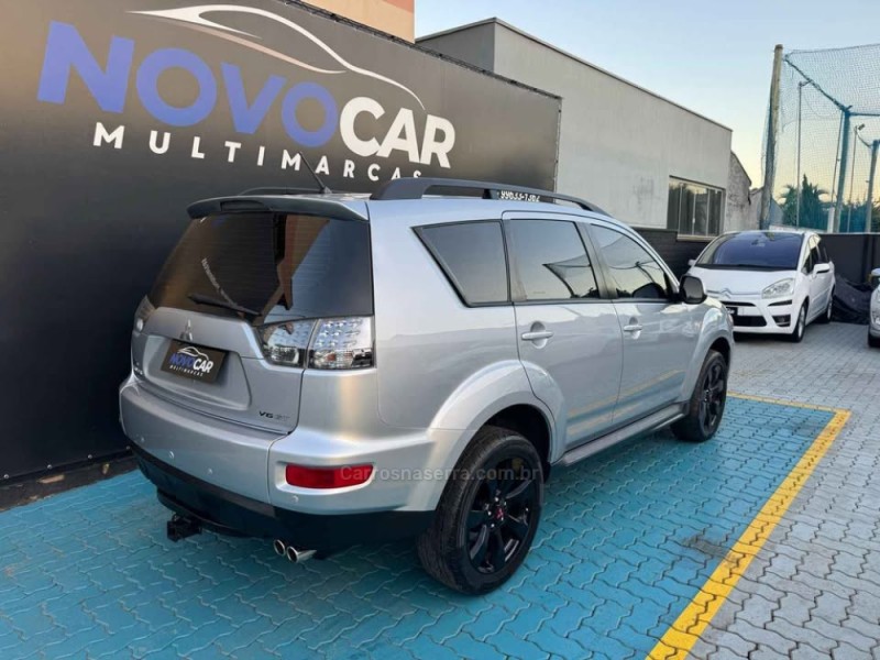 OUTLANDER 3.0 GT 4X4 V6 24V GASOLINA 4P AUTOMÁTICO - 2010 - ESTâNCIA VELHA