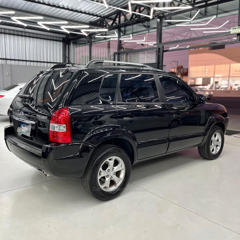 TUCSON 2.0 MPFI GLS 16V 143CV 2WD GASOLINA 4P AUTOMÁTICO - 2013 - CANOAS