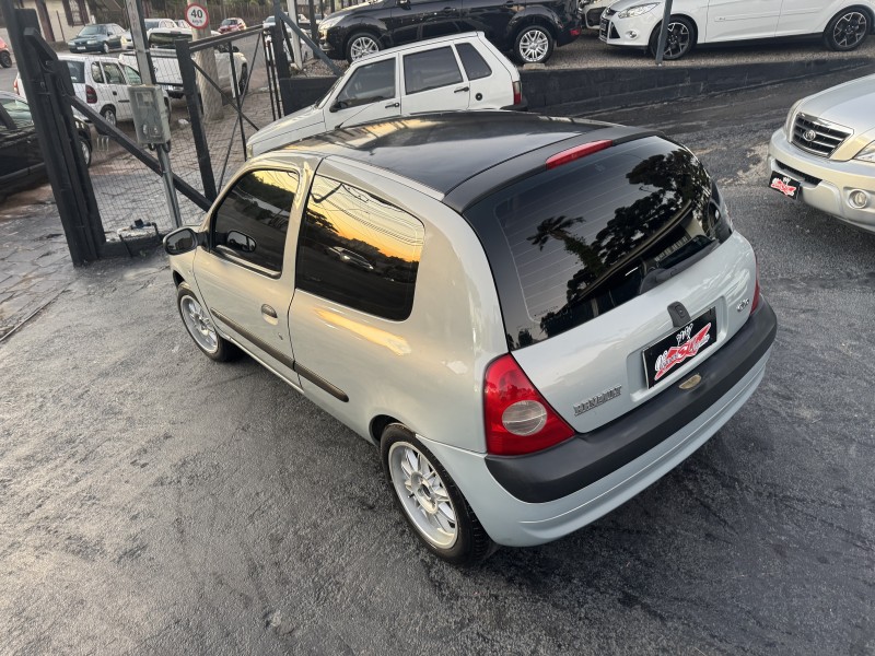 CLIO 1.0 AUTHENTIQUE 8V GASOLINA 2P MANUAL - 2004 - CAXIAS DO SUL