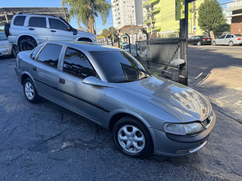 VECTRA 2.0 MPFI GLS 8V GASOLINA 4P MANUAL - 1998 - CAXIAS DO SUL