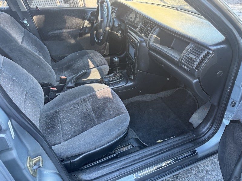 VECTRA 2.0 MPFI GLS 8V GASOLINA 4P MANUAL - 1998 - CAXIAS DO SUL