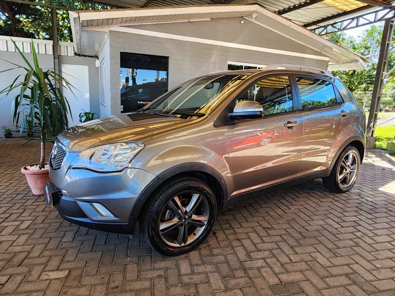 korando 2.0 gls executive 4x4 16v turbo diesel 4p automatico 2012 caxias do sul