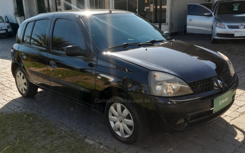 CLIO 1.0 EXPRESSION 16V GASOLINA 4P MANUAL - 2004 - CAXIAS DO SUL