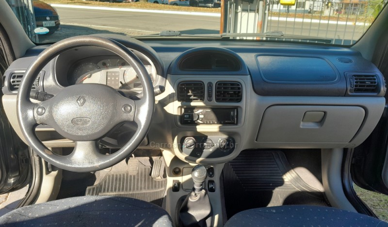 CLIO 1.0 EXPRESSION 16V GASOLINA 4P MANUAL - 2004 - CAXIAS DO SUL