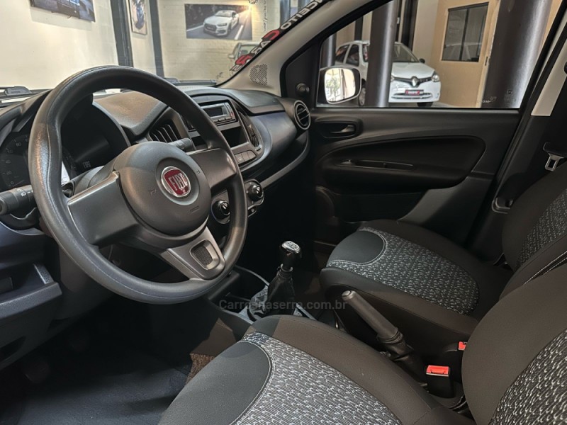UNO 1.0 EVO ATTRACTIVE 8V FLEX 4P MANUAL - 2021 - NOVO HAMBURGO