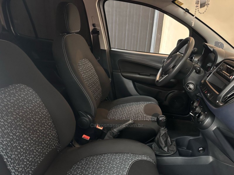 UNO 1.0 EVO ATTRACTIVE 8V FLEX 4P MANUAL - 2021 - NOVO HAMBURGO