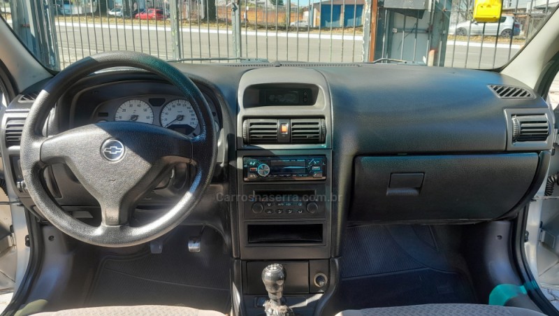 ASTRA 2.0 MPFI CD SEDAN 8V GASOLINA 4P MANUAL - 2004 - CAXIAS DO SUL
