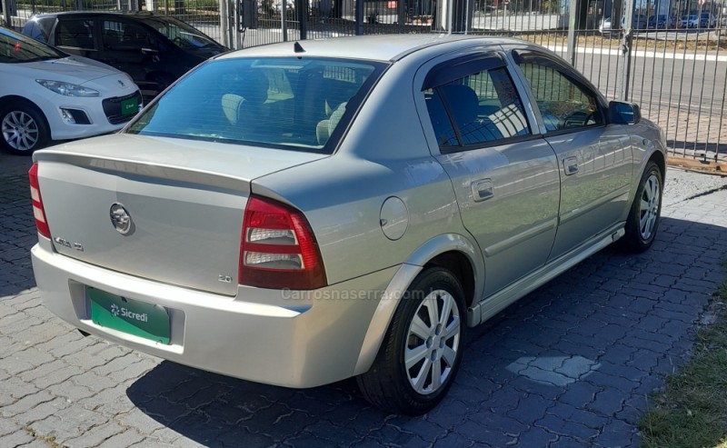 ASTRA 2.0 MPFI CD SEDAN 8V GASOLINA 4P MANUAL - 2004 - CAXIAS DO SUL