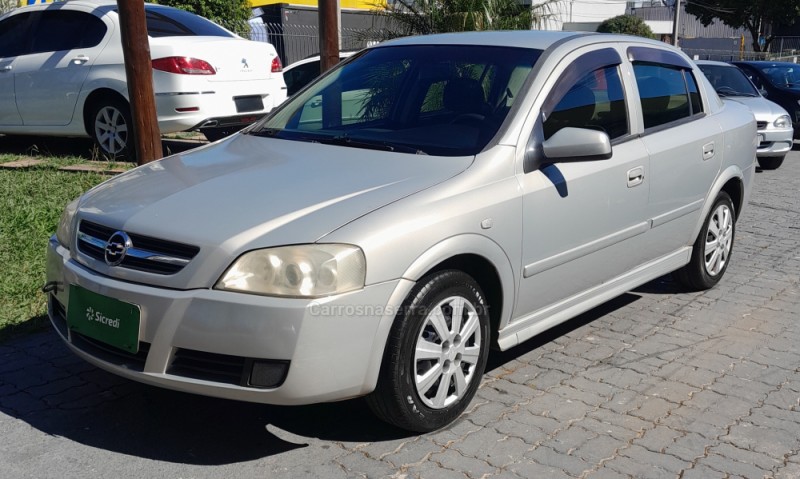 astra 2.0 mpfi cd sedan 8v gasolina 4p manual 2004 caxias do sul