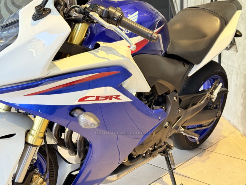 CBR 600F  - 2013 - CAXIAS DO SUL