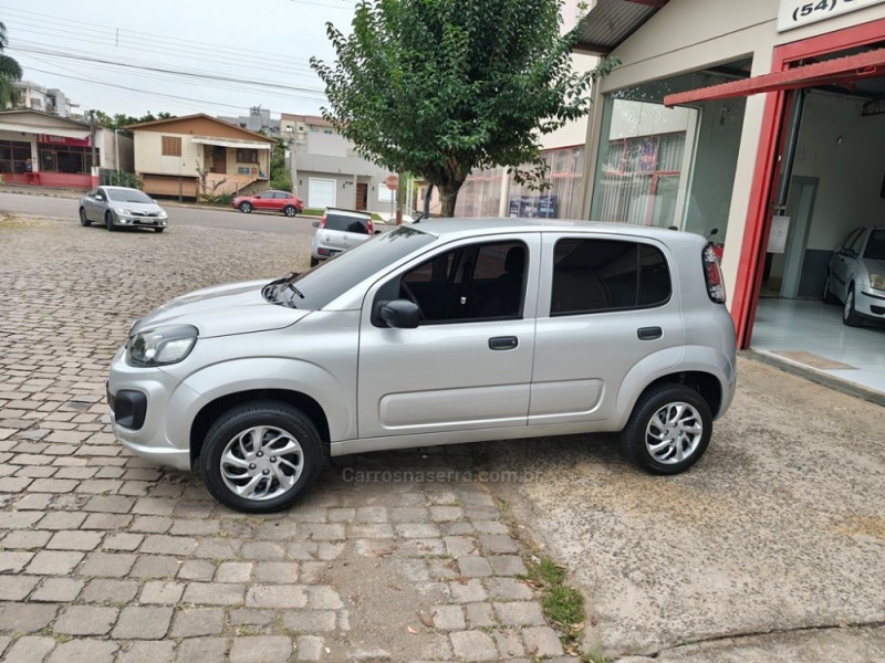 uno 1.0 evo attractive 8v flex 4p manual 2021 guapore