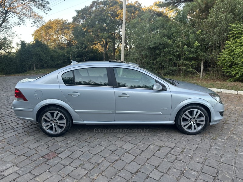 VECTRA 2.0 MPFI ELITE 8V FLEX 4P AUTOMÁTICO - 2010 - NOVA PRATA