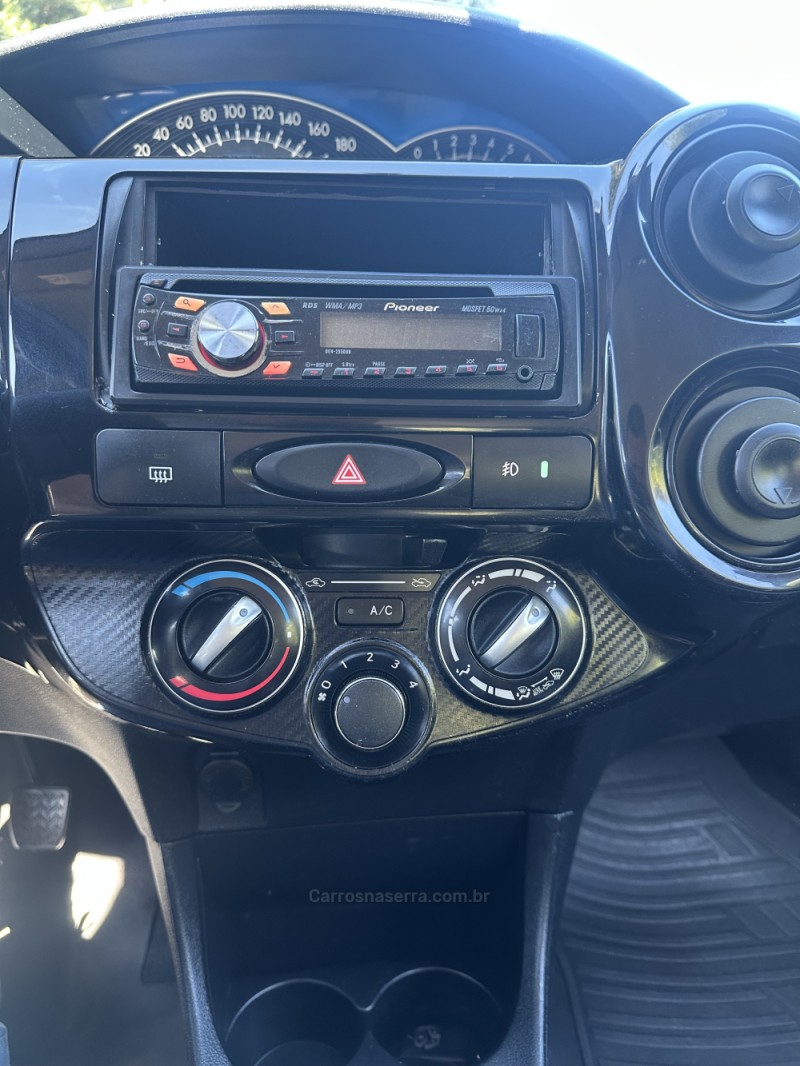 ETIOS 1.3 X 16V FLEX 4P MANUAL - 2014 - NOVA PRATA