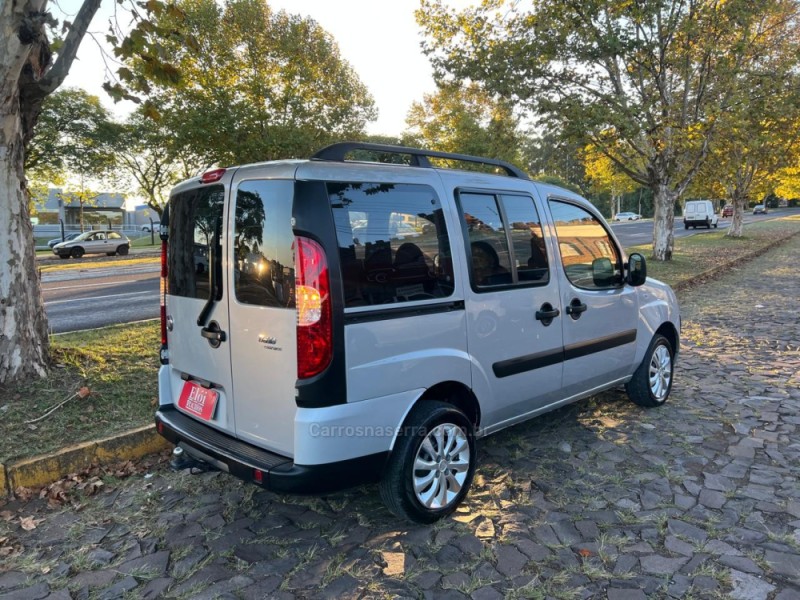 DOBLÓ 1.8 MPI ESSENCE 16V FLEX 4P MANUAL - 2017 - DOIS IRMãOS