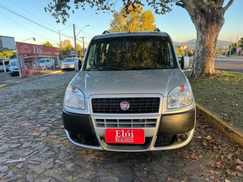 DOBLÓ 1.8 MPI ESSENCE 16V FLEX 4P MANUAL - 2017 - DOIS IRMãOS