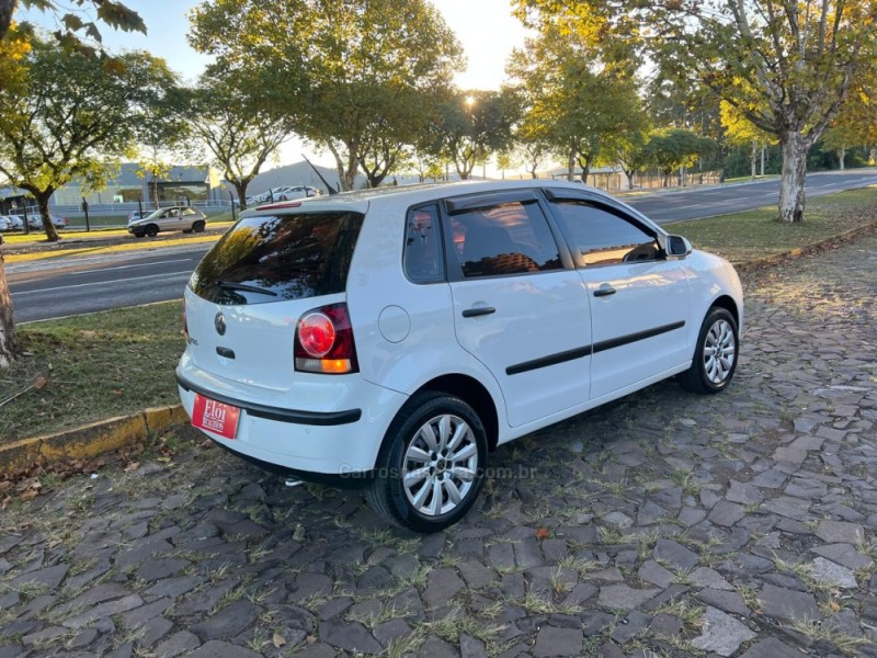 POLO 1.6 MI 8V TOTAL FLEX 4P MANUAL - 2010 - DOIS IRMãOS