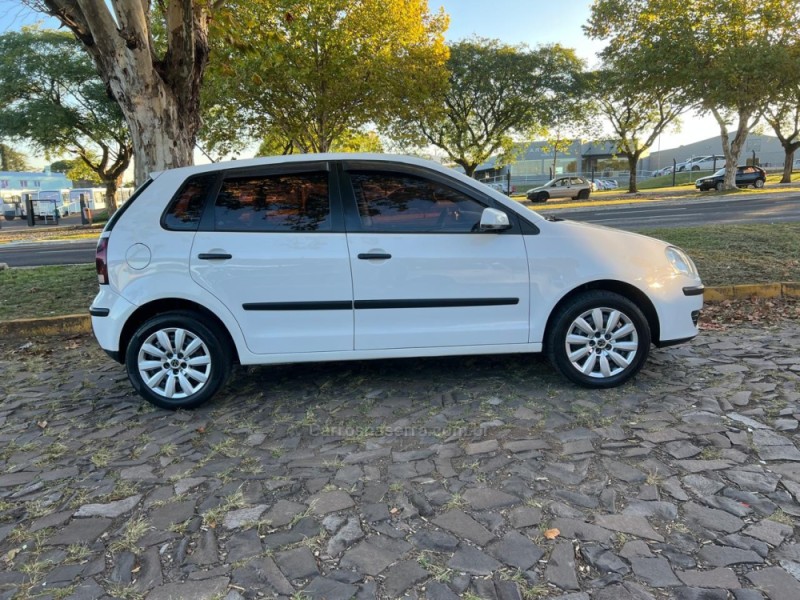 POLO 1.6 MI 8V TOTAL FLEX 4P MANUAL - 2010 - DOIS IRMãOS