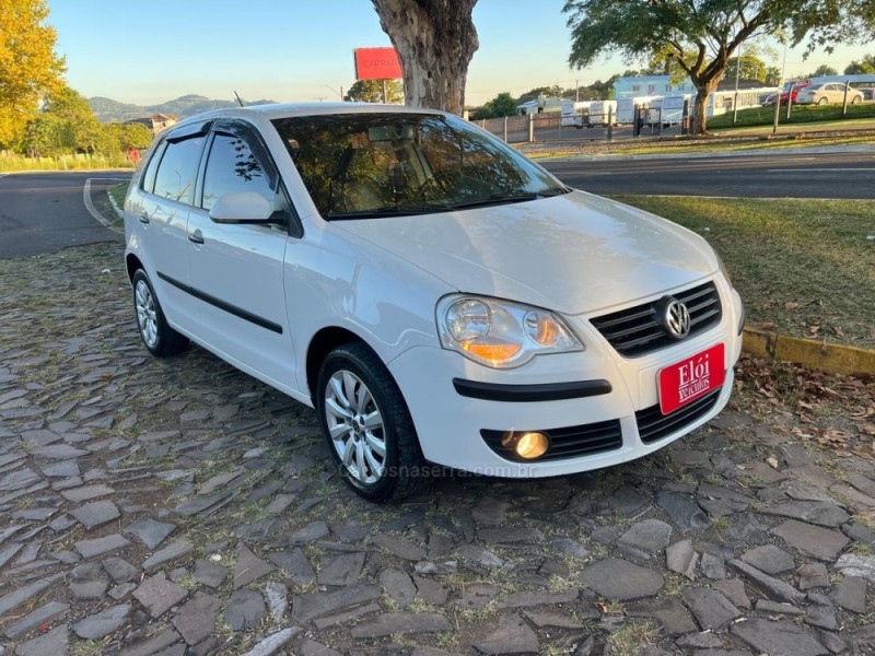 POLO 1.6 MI 8V TOTAL FLEX 4P MANUAL - 2010 - DOIS IRMãOS