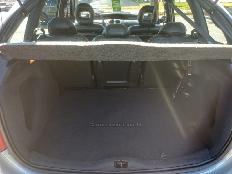 XSARA PICASSO 2.0 GLX 16V GASOLINA 4P MANUAL - 2009 - CAXIAS DO SUL
