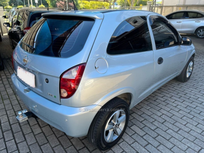 CELTA 1.0 MPFI SPIRIT 8V FLEX 2P MANUAL - 2011 - BENTO GONçALVES