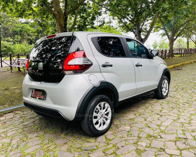 MOBI 1.0 8V EVO FLEX LIKE. MANUAL - 2022 - NOVO HAMBURGO
