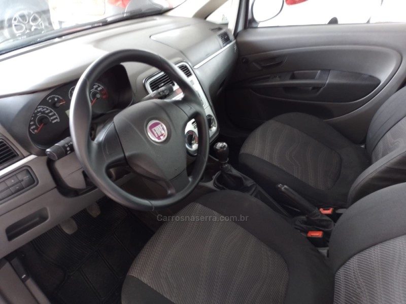PUNTO 1.4 ATTRACTIVE 8V FLEX 4P MANUAL - 2011 - BENTO GONçALVES