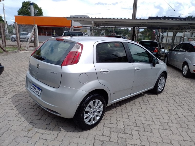 PUNTO 1.4 ATTRACTIVE 8V FLEX 4P MANUAL - 2011 - BENTO GONçALVES