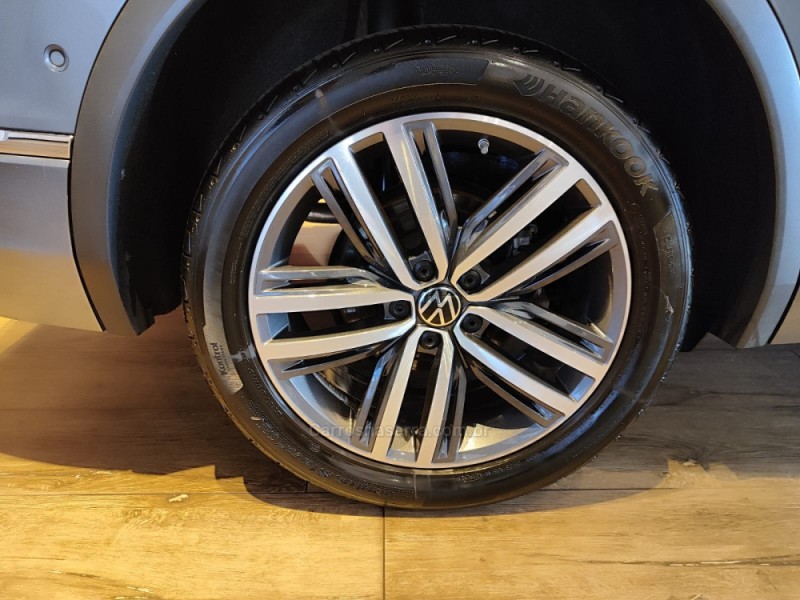 TIGUAN 2.0 ALLSPACE R-LINE 300 TSI GASOLINA 4P AUTOMÁTICO - 2023 - ERECHIM