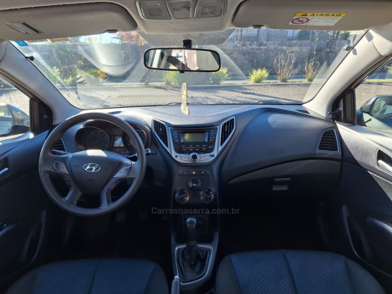 HB20S 1.6 COMFORT STYLE 16V FLEX 4P MANUAL - 2014 - CAMBARá DO SUL
