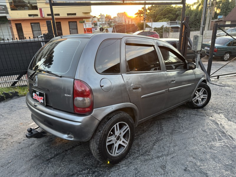 CORSA 1.0 MPFI WIND 8V GASOLINA 4P MANUAL - 2001 - CAXIAS DO SUL