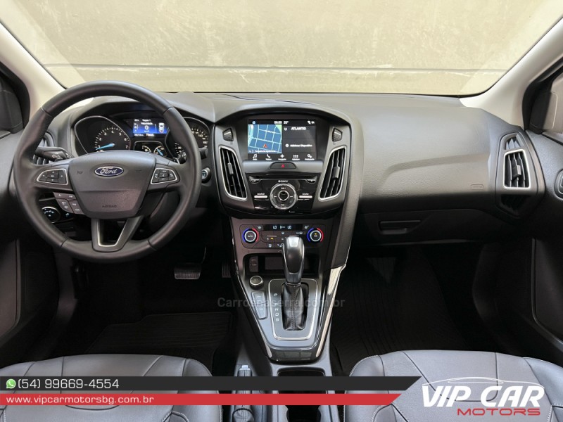FOCUS 2.0 TITANIUM PLUS FASTBACK 16V FLEX 4P AUTOMÁTICO - 2017 - FARROUPILHA